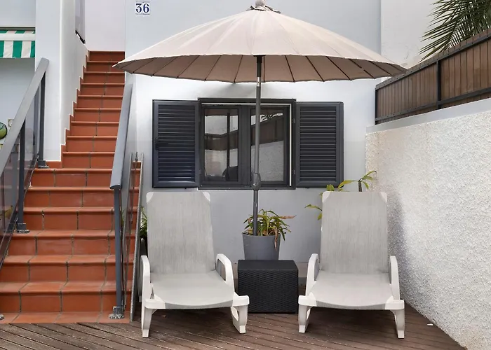 Garajau House カニコ