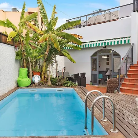 Semesterbostad Garajau House *