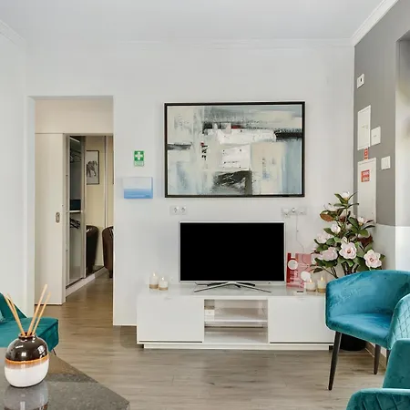 בית נופש Garajau House *